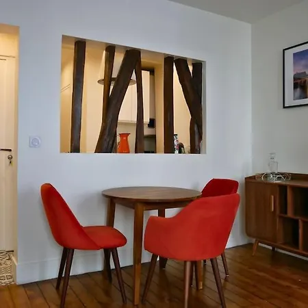One Bedroom Batignolles パリ