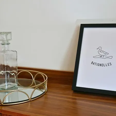 One Bedroom Batignolles アパート パリ